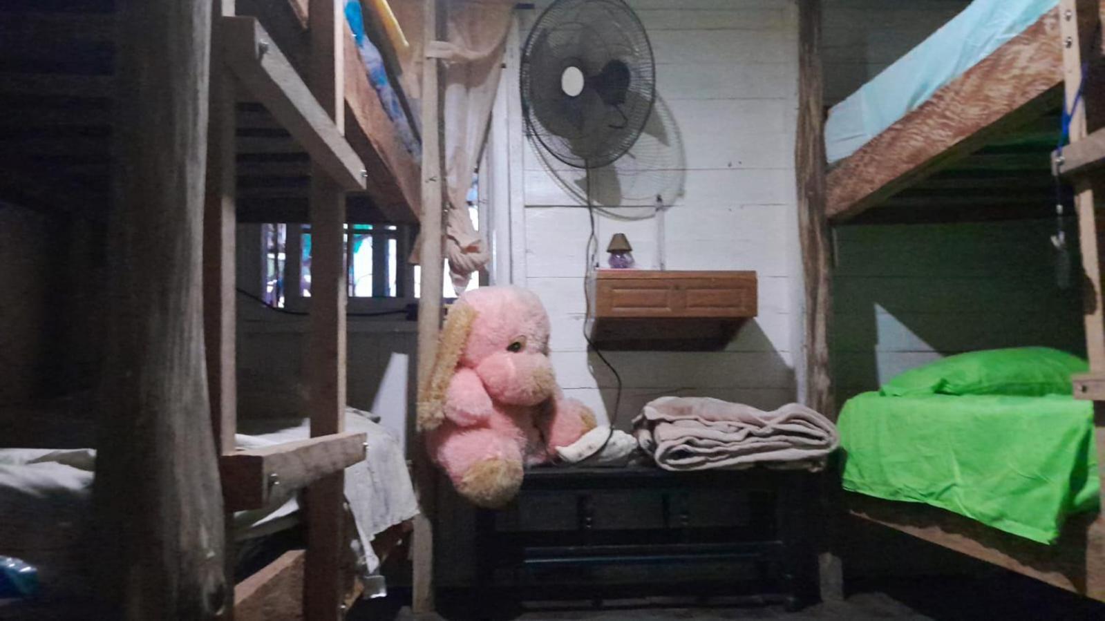 Hostal Cafe Axel بوكاس تاون المظهر الخارجي الصورة